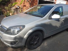 vauxhall astravan 2011 1.7 cdti spares or repair 146,000 m